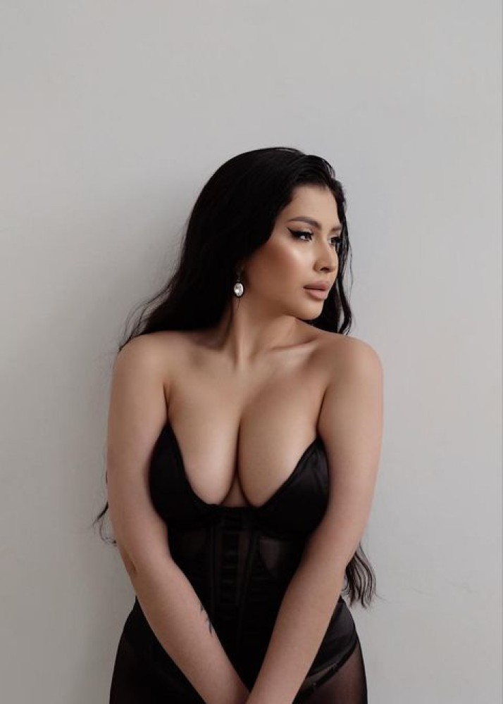 Индивидуалка Амина фото № 2 в городе Псков