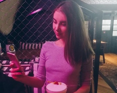 Яна, Г. Псков